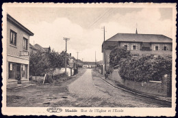 +++ CPA - MAULDE - Rue De L'Eglise Et L'Ecole   // - Doornik