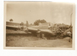 WW2 PHOTO ORIGINALE Soldat Allemand & Avion Airplane FAIREY BATTLE Suite Crash 1940 - 1939-45