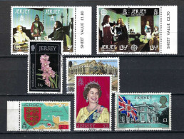 JERSEY Ca.1953-...: Lot De Neufs** Et Obl. - Jersey