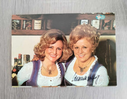 Margot Und Maria Hellwig: Mit Autogramm - Artistas