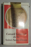 Insolite ! Paquet Cigarette Anciennes Royales Régie Française Des Tabacs Conseil Général De La Seine Saint Denis - Boites à Tabac Vides