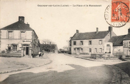 Ouzouer Sur Loire * La Place Et Le Monument * Hôtel - Ouzouer Sur Loire