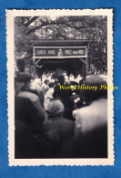 Photo Ancienne Snapshot - VIBRAYE - Fête Le 26 Juillet 1956  Sainte Anne Priez Pour Nous - Sarthe Folklore Lavaré Berfay - Plaatsen