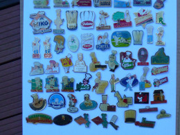 60 Pin S  RESTAURATION TOQUES CUISINIERS BOULANGERS ETC Different - Food