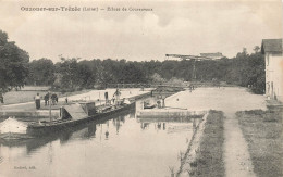 Ouzouer Sur Trézée * écluse De Courenvaux * Péniche Grue - Autres & Non Classés