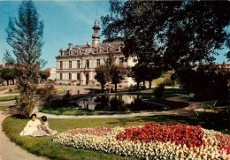 SAINT YRIEIX Le Perche  Le Jardin Public  Et L'hotel De Ville    16   (scan Recto-verso)MA1936Bis - Saint Yrieix La Perche