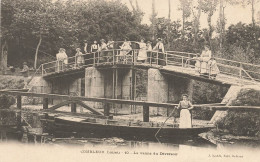 Combleux * La Vanne Du Déversoir * Pont * Villageois - Autres & Non Classés