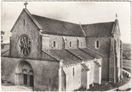 CPSM DE MONTRÉAL  (YONNE)  L'ÉGLISE DU XIIe SIÈCLE - Montreal