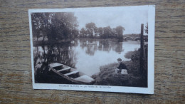 Salbris , Les Bords De La Sauldre "" Carte Animée Jeune Pêcheur à La Ligne "" "" Beau Timbre De 1950 "" - Salbris