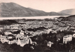 73 Aix-les-Bains Vue Générale Et Lac Du Bourget (scan R/V)  18 \PC1202 - Aix Les Bains