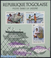 Togo 1974 Lagune Fishing S/s, Mint NH, Nature - Transport - Fish - Fishing - Ships And Boats - Pesci