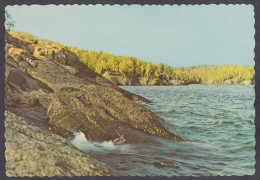 127665/ Lake Superior, Colorful Rocky Shoreline Before Winter's Disturbing Storms - Andere & Zonder Classificatie