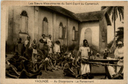 Yaounde - Le Pansement - Camerún