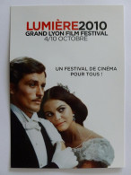 ALAIN DELON - CLAUDIA CARDINALE / CINEMA - FILM - Carte Publicitaire Festival Lumière 2010 - Attori