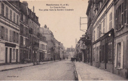 La Grande Rue - Vue Prise Vers La Société Générale. - Montereau