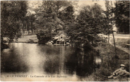 CPA Le Vesinet Cascades Du Lac Inferieur (1402508) - Le Vésinet