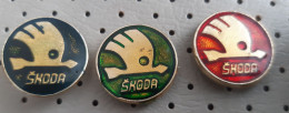 SKODA Auto Car Logo Vintage Pins Diameter 15mm - Otros & Sin Clasificación