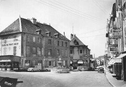 Lons Rue Lecourbe Café Du Pont Neuf Hôtel Du Cheval Rouge Voitures Citroën Traction - Lons Le Saunier