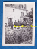 Photo Ancienne Snapshot - Village à Situer - Cantonnement De Soldat - 1939 / 1940 - Camion Militaire Citroen - War, Military