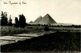 The Pyramids Of Giza - Pyramids