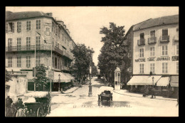 03 - VICHY - LA RUE DE PARIS - Vichy