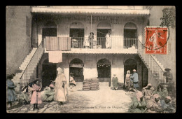 ALGERIE - MASCARA - UNE MAISON DE LA PLACE DE L'ARGOUB - Autres & Non Classés