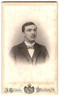 Fotografie J. Grimm, Offenburg I. B., Portrait Junger Charmanter Mann Mit Schnurrbart  - Personnes Anonymes