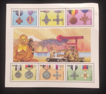 O) 1995 GHANA, PEACE IN THE PACIFIC, MILITARY DECORATIONS, NAVY CROSS, US PURPLE HEART, AIR FORCE CROSS, UK DISTINGUISHE - Ghana (1957-...)