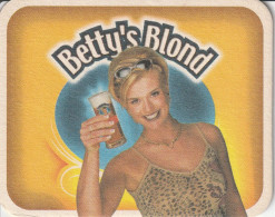 Betty's Blond - Portavasos