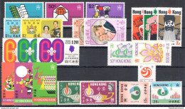 1968-75 Hong Kong - 23 Values In Complete Sets £ 69,70 - MNH** - Autres & Non Classés