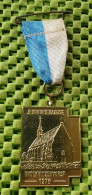 Medaile  :  .Jeugddriedaagse Broekhuizenworst 1976 -  Original Foto  !!  Medallion  Dutch - Andere & Zonder Classificatie