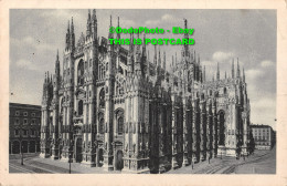 R411405 Milano. The Cathedral. Der Dom. Cesare Capello - World