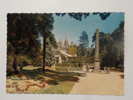 COUTANCES  Le Jardin Public - Coutances