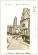 Peronne. La Place Du Marché Aux Herbes De Peronne. - Peronne