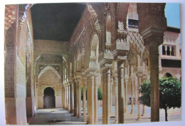ESPAGNE - ANDALUCIA - GRANADA - Alhambra - Galeria Del Patio De Los Leones - Granada
