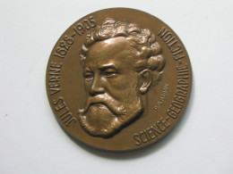 Médaille JULES VERNE DE NANTES 150 Eme Anniversaire 1828-1905   **** EN ACHAT IMMEDIAT **** - Monarchia / Nobiltà