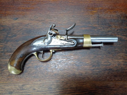 Pistolet De Cavalerie Ou D'arçon à Silex - An 13 Ou An XIII - Tulle 1813 - BE - Decorative Weapons