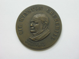 Médaille -Sir Winston Churchill - Cercle Du Bibliophile  **** EN ACHAT IMMEDIAT **** - Royaux / De Noblesse