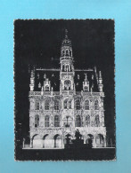 OUDENAARDE - STADHUIS  ONDER  DE  SCHIJNWERPERS -  NELS   (11.234) - Oudenaarde