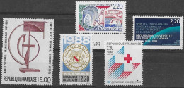 FRANCE N°2551,2552,2555,2556 Et 2559  ** Neufs Sans Charnière Luxe MNH - Neufs