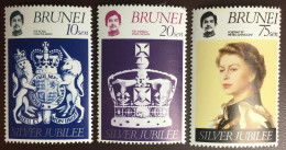 Brunei 1977 Silver Jubilee MNH - Brunei (...-1984)