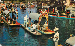 Mexico Xochimilco Flower-decked Boats With Tourists - Mexique