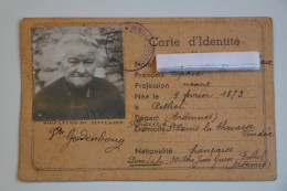Carte Identité Juillet 1940 D'une Personne Née En 1873 - CHA01 - Documentos Históricos