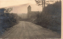 CARTE PHOTO - Le Chemin Vers L'église - Carte Postale Ancienne - Photographie