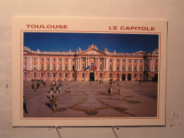 Toulouse - Place Du Capitole - Toulouse