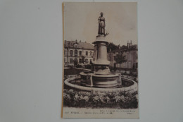 CPA EPINAL Fontaine Jeanne D'Arc -  CHA01 - Epinal