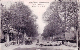 63 - Puy De Dome - ISSOIRE -   Les Moutons Avenue De La Gare - Issoire