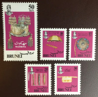 Brunei 1981 Royal Regalia MNH - Brunei (...-1984)