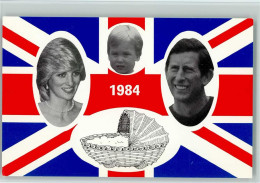 12068404 - Prinz Charles U. Diana Mit Prince William - Königshäuser