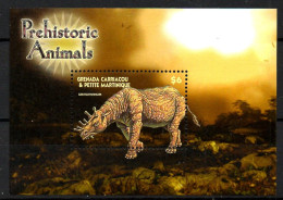 Grenada Grenadines - 2005 - Prehistorics: Uintatherium - Yv Bf 587 - Prehistóricos